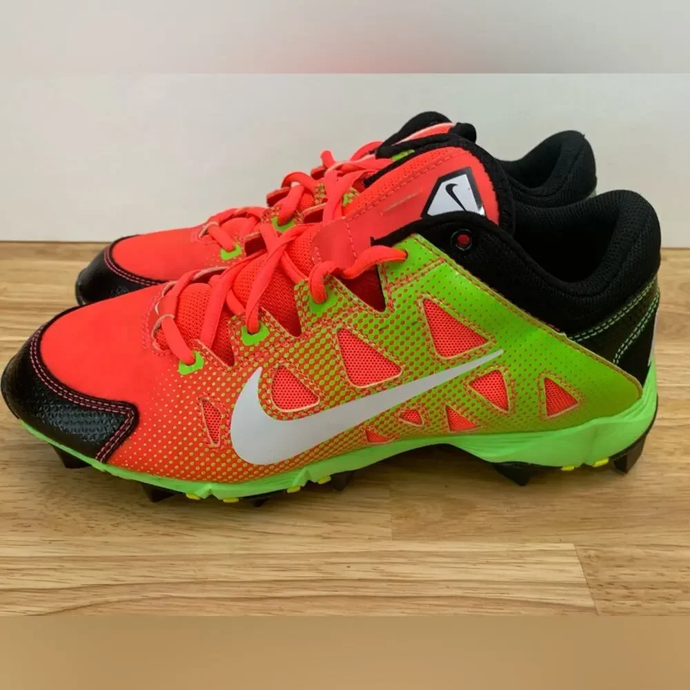 NEW Nike 6 Youth‎ Kids Pink Green Soccer Cleats